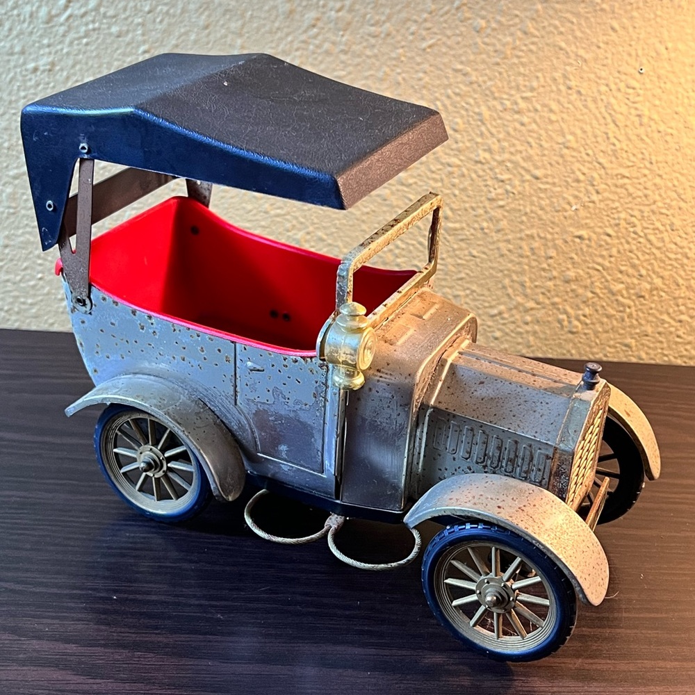Bar Car 1918💥RARE FINDINGS💥Model T Ford Sedan Decanter/4 Shot Glass Holders